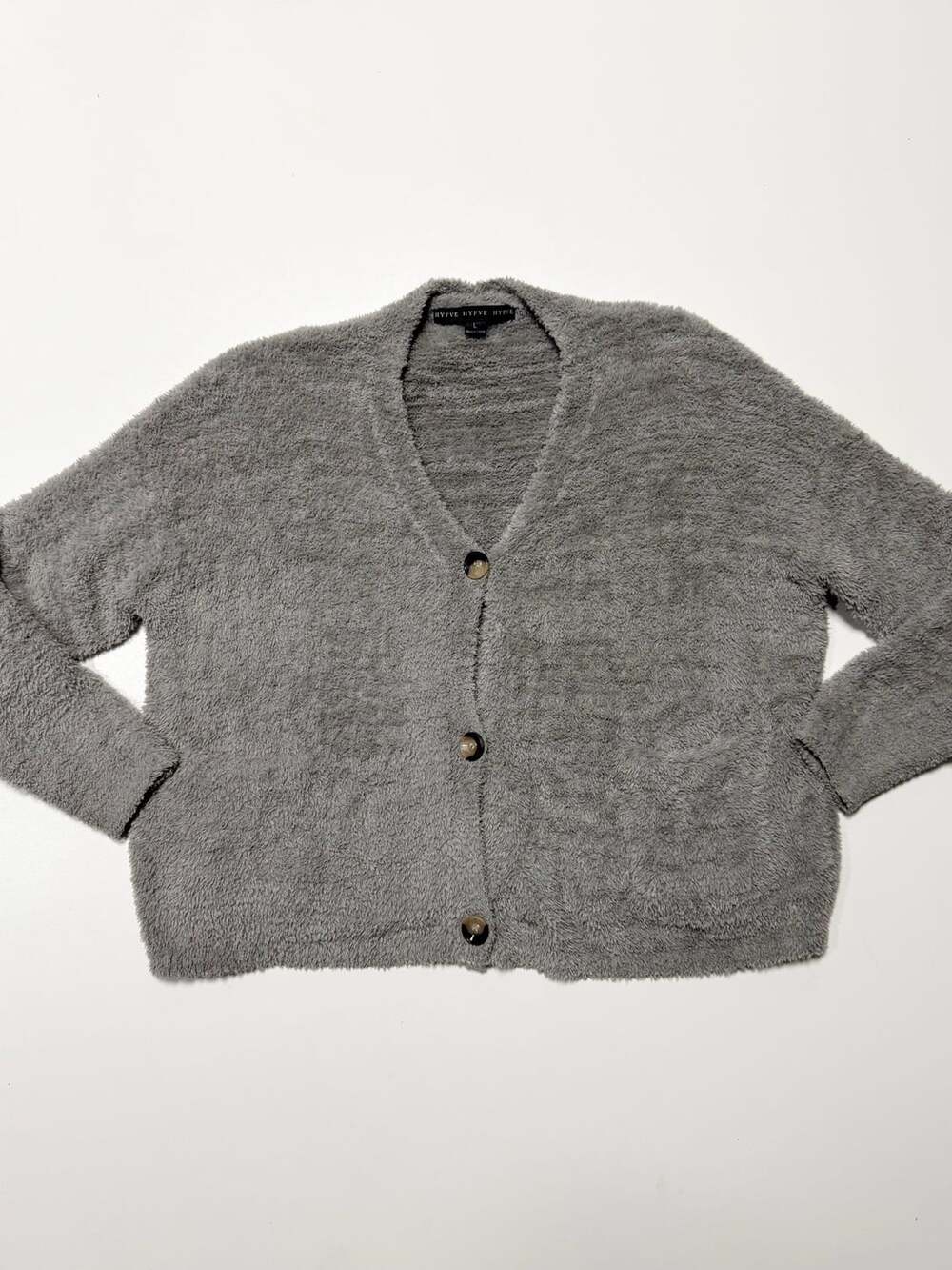 HYFVE Cardigan Size L Gray Fuzzy Fleece Button Up V-Neck Sweater grandmacore, gr